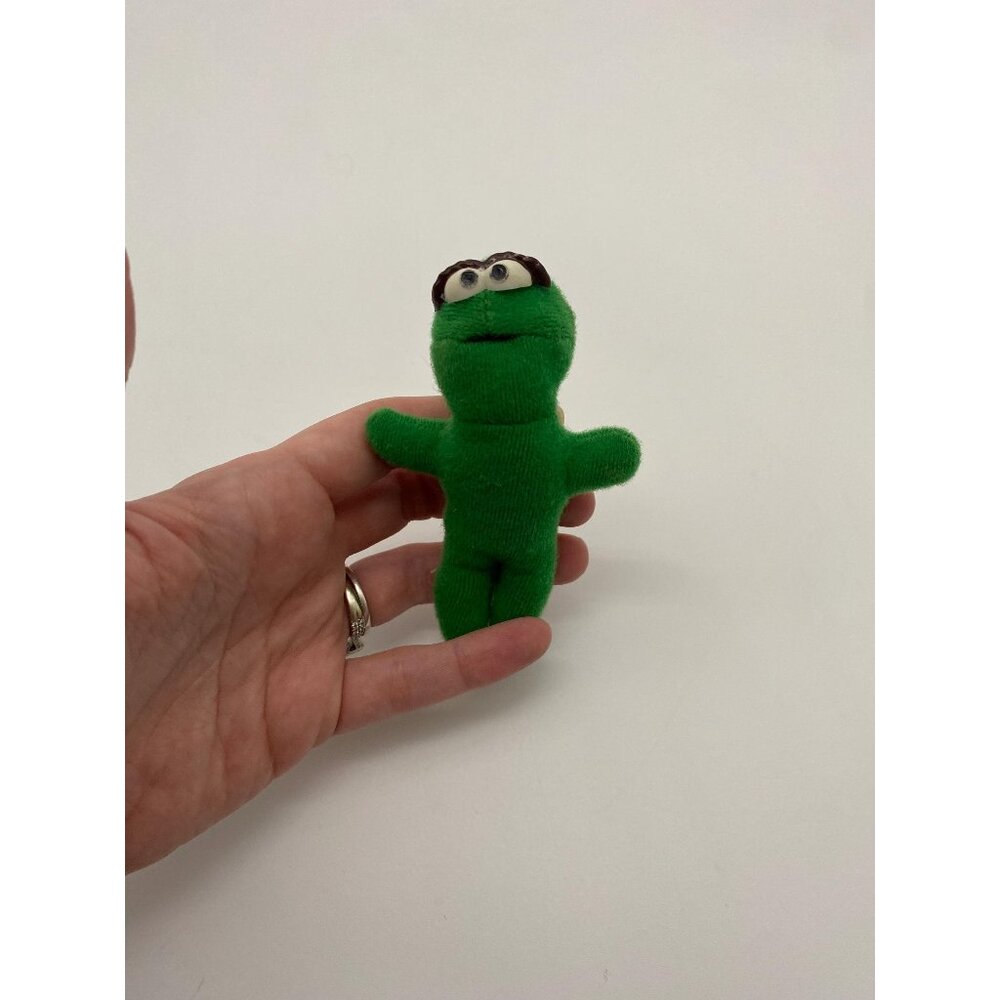 Vintage Sesame Street Oscar the Grouch Plush Toy
